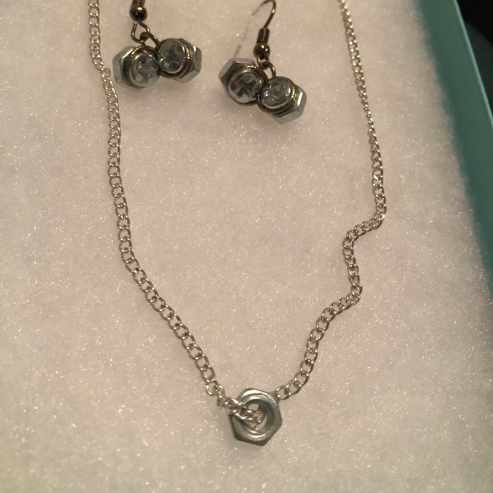 Hand crafted necklace and earring set